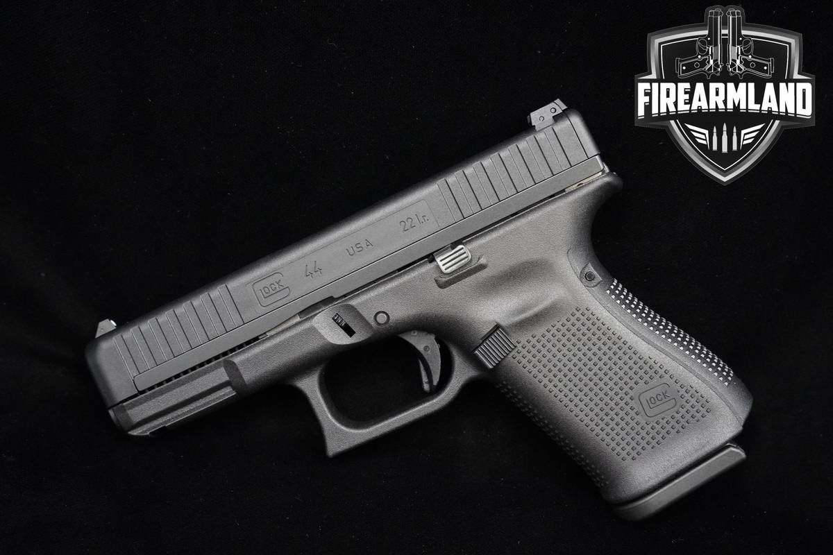LIKE-NEW Glock 44 22LR Glock G44 G-44 +2 MAGS