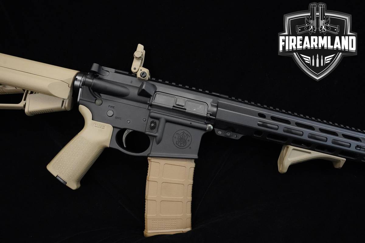 Smith & Wesson (S&W) M&P-15 Sport III 5.56 NATO AR-15 AR15 AR 16" S&W M&P15