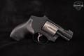 Smith & Wesson (S&W) Model 432 Ultimate Carry, Lipsey's Exclusive .32 H&R MAG Two-Tone Black & Stainless in Very Good Condition Image 3