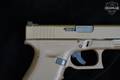 Glock 19 Gen3 9mm Luger FDE (Flat Dark Earth) in Very Good Condition Image 4