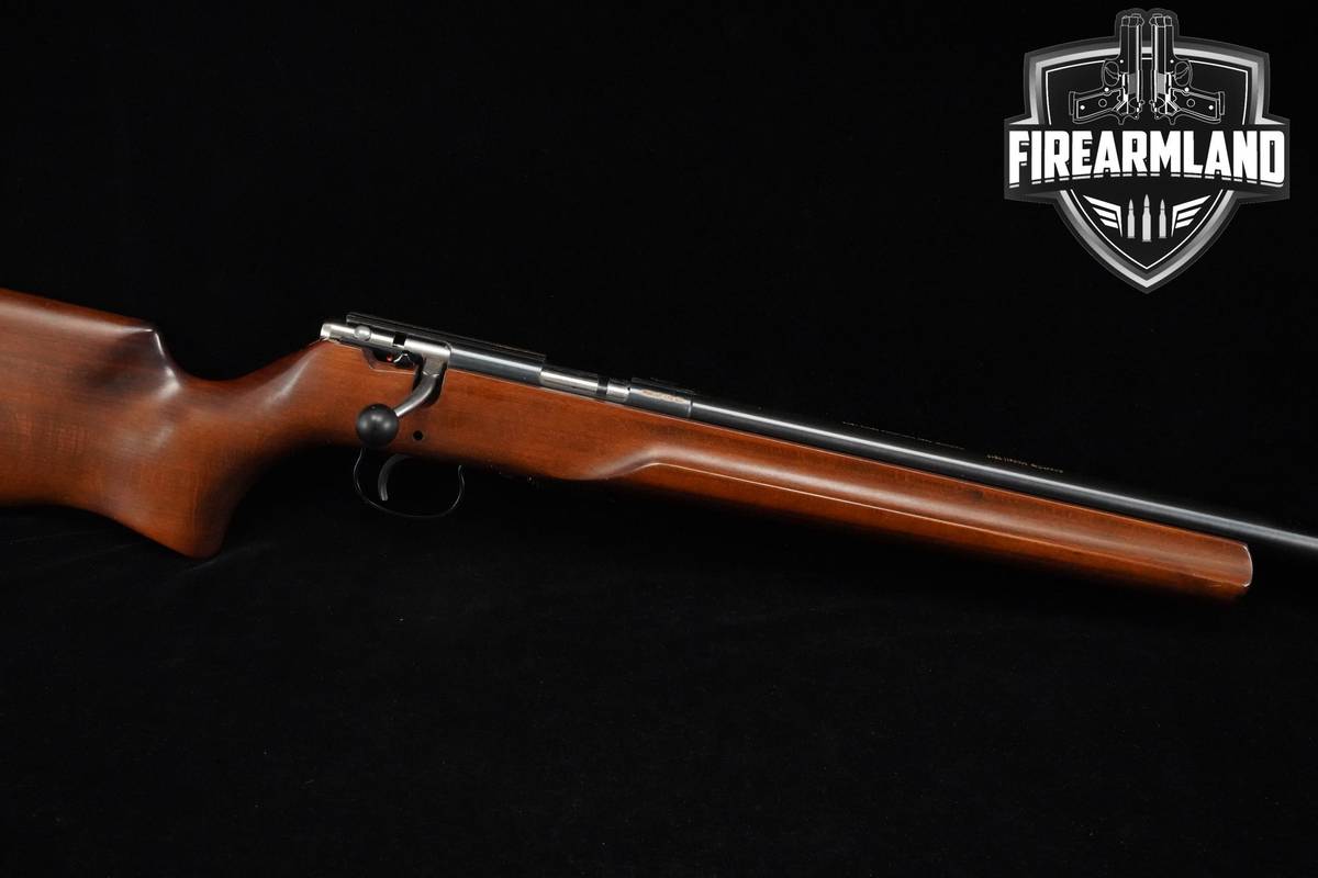 Anschutz Model 1517 Heavy-Barrel Monte-Carlo 17 HMR 25.5 Blued & Walnut