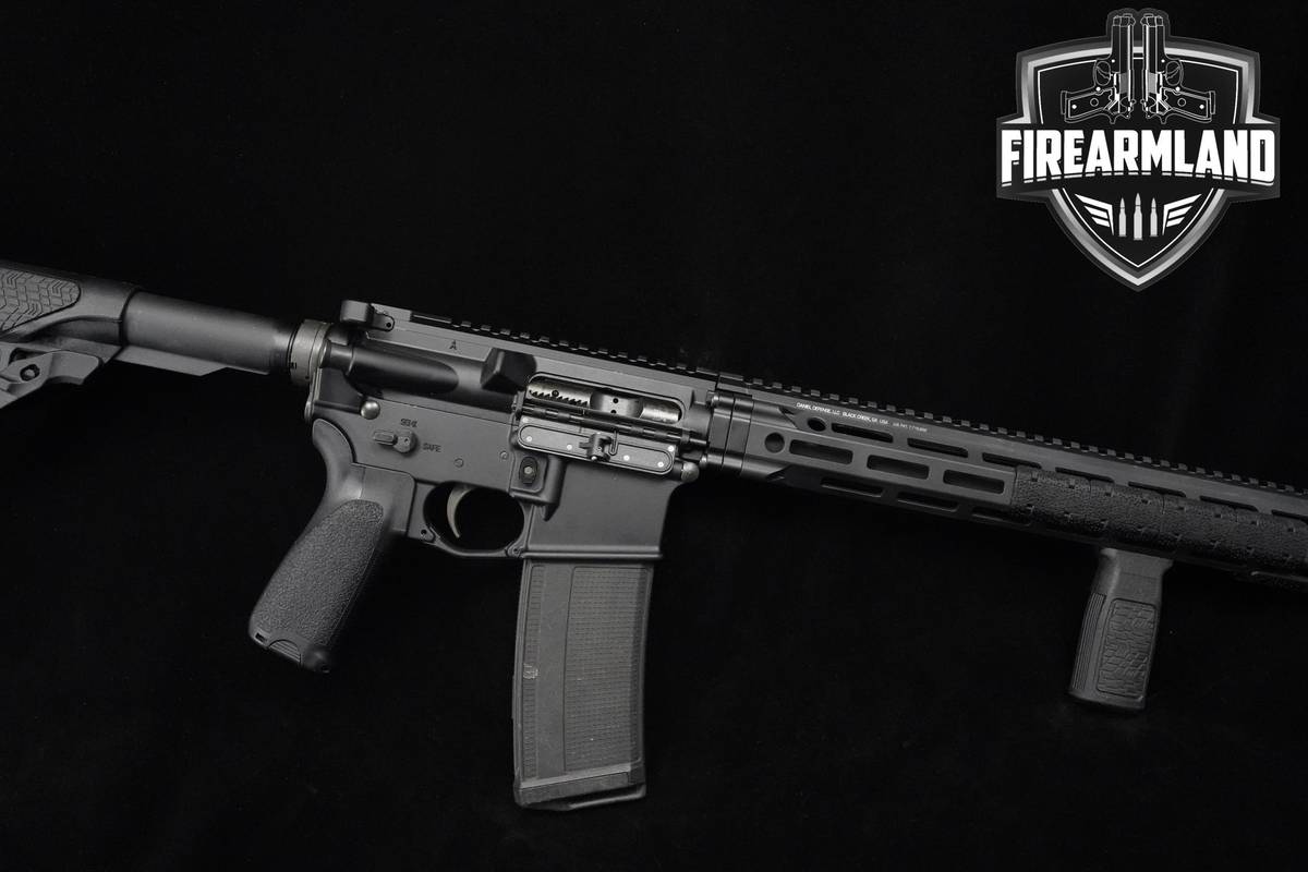 Daniel Defense DDM4V7 5.56 NATO AR-15 AR15 AR 16" DDM4V7 DDM4-V7 +ORIG CASE