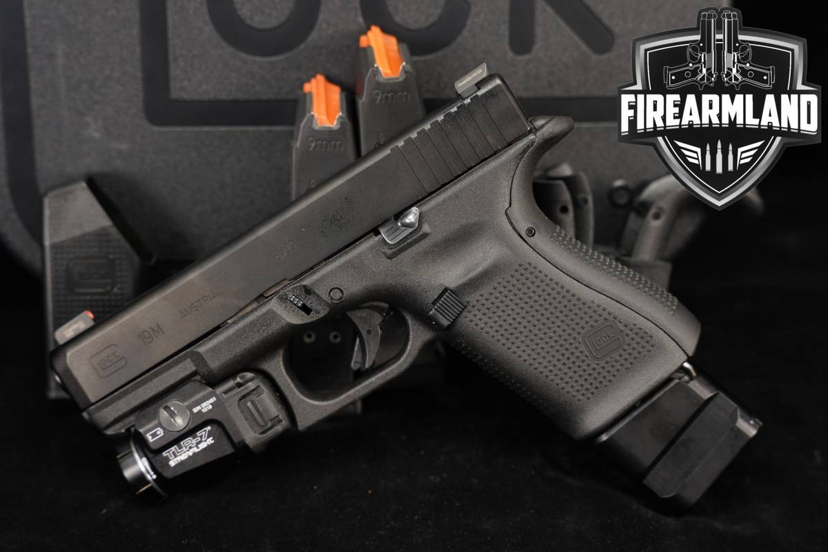 Glock 19M Gen5 G19M Gen 5 9mm 4.02 +3 MAGS, ORIG CASE, TLR-7 LIGHT