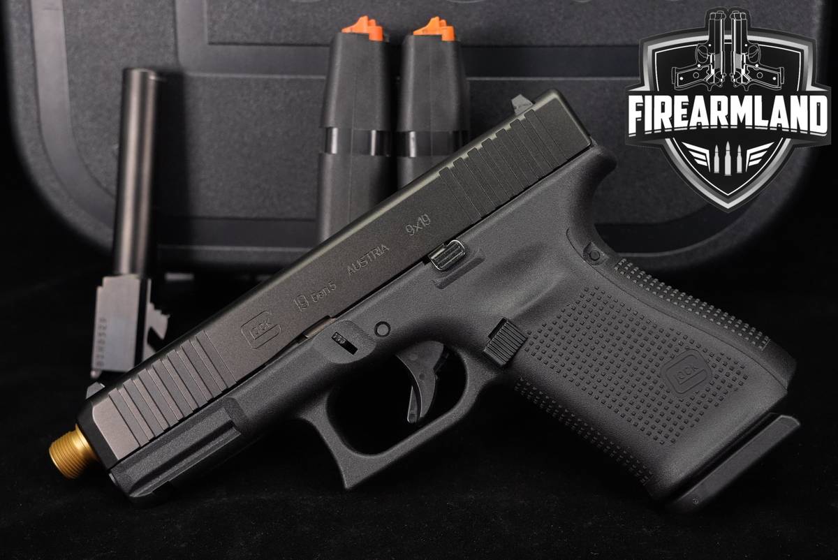 Glock 19 Gen5 G19 Gen 5 FS 9mm 4.5" THREADED +3 MAGS & ORIG BOX