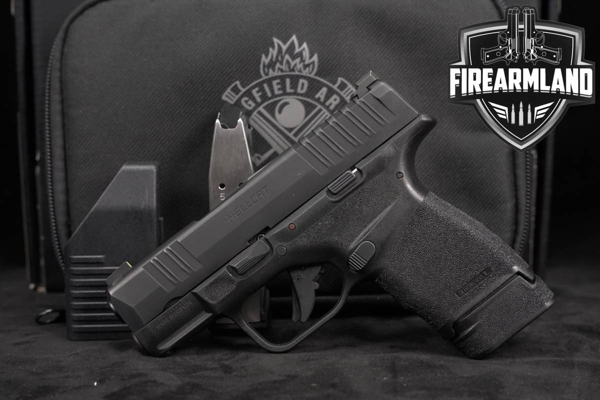 Springfield Armory Hellcat Micro-Compact 9mm 3" +2 MAGS & ORIG CASE