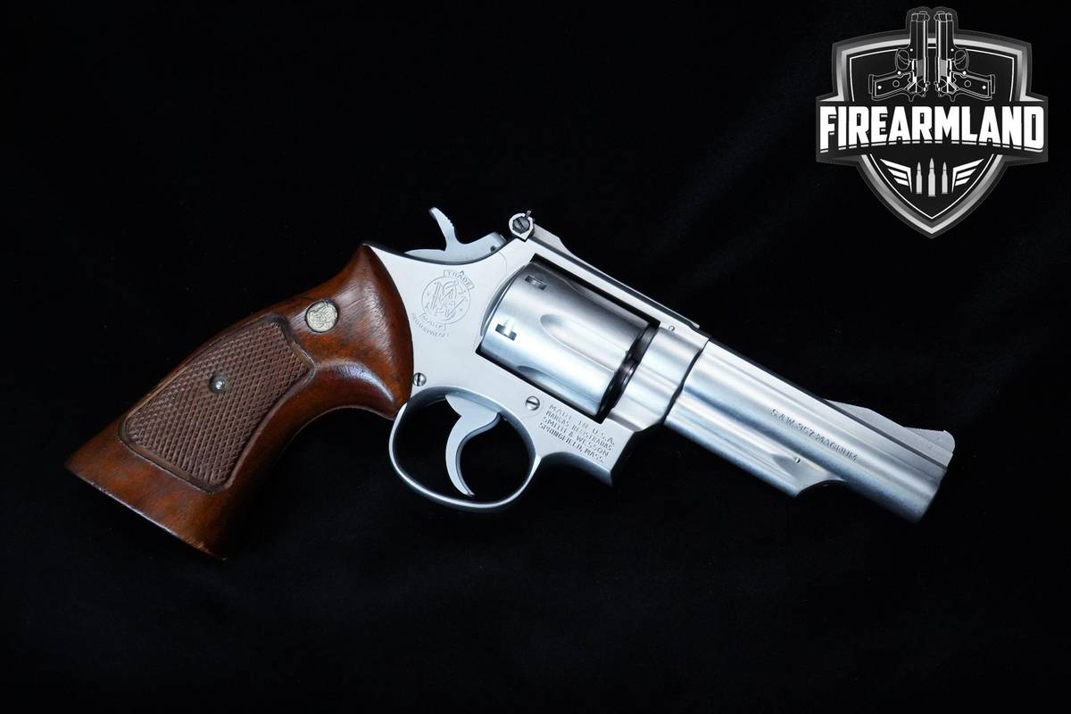 1973 Smith & Wesson (S&W) Model 66 Combat Magnum Stainless 357 Magnum 4" 66