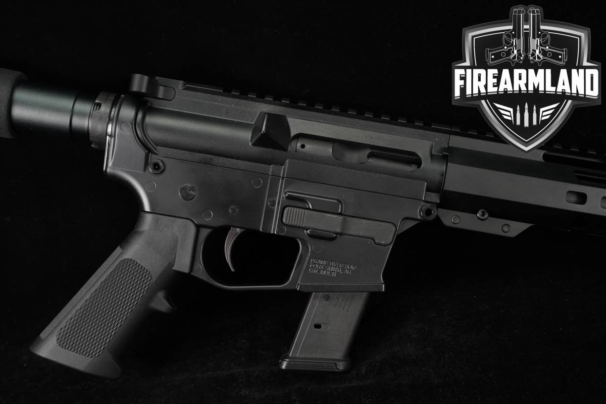 LIKE-NEW FSAAP FR-9 9mm FR9 AR AR9 7.5 THREADED +4 MAGS