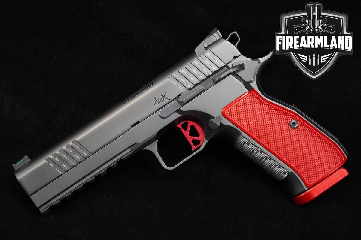 Dan Wesson DWX 9mm 4.95" Black/Red Dan-Wesson DWX +2 MAGS & ORIG BOX